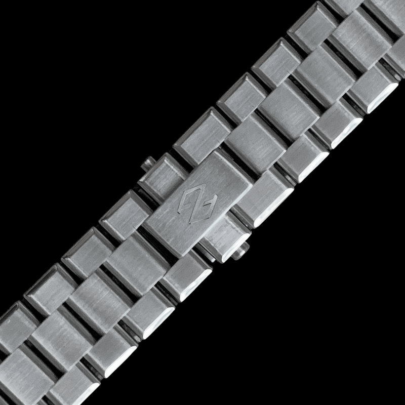 Formex Essence Swiss Automatic Chronometer with Green Dial #0330-1-6300-100