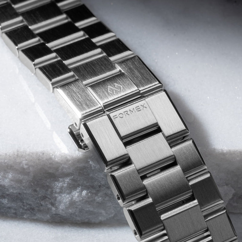 Formex Essence ThirtyNine Automatic COSC in Radiant Bronze #0339.1.6681.101