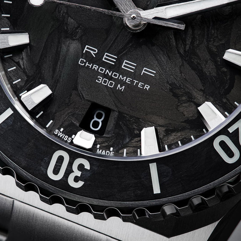 Formex Reef 39.5mm Dive Watch with Forged Carbon Dial and Bezel #2201.1.6399.100