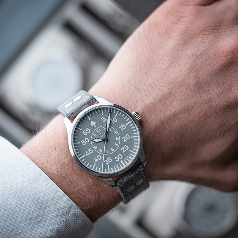 Laco Aachen Gray 39 Type B Dial Automatic Pilot Watch with Sapphire Crystal #862162 wrist