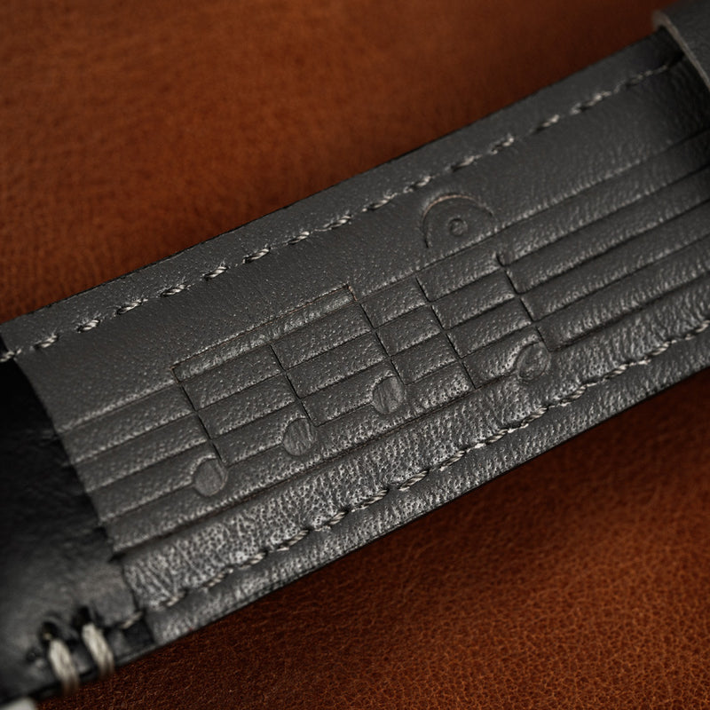 AVI-8 Spitfire Type 300 VE-Day 80th LE Valour Midnight Watch #AV-4073-01