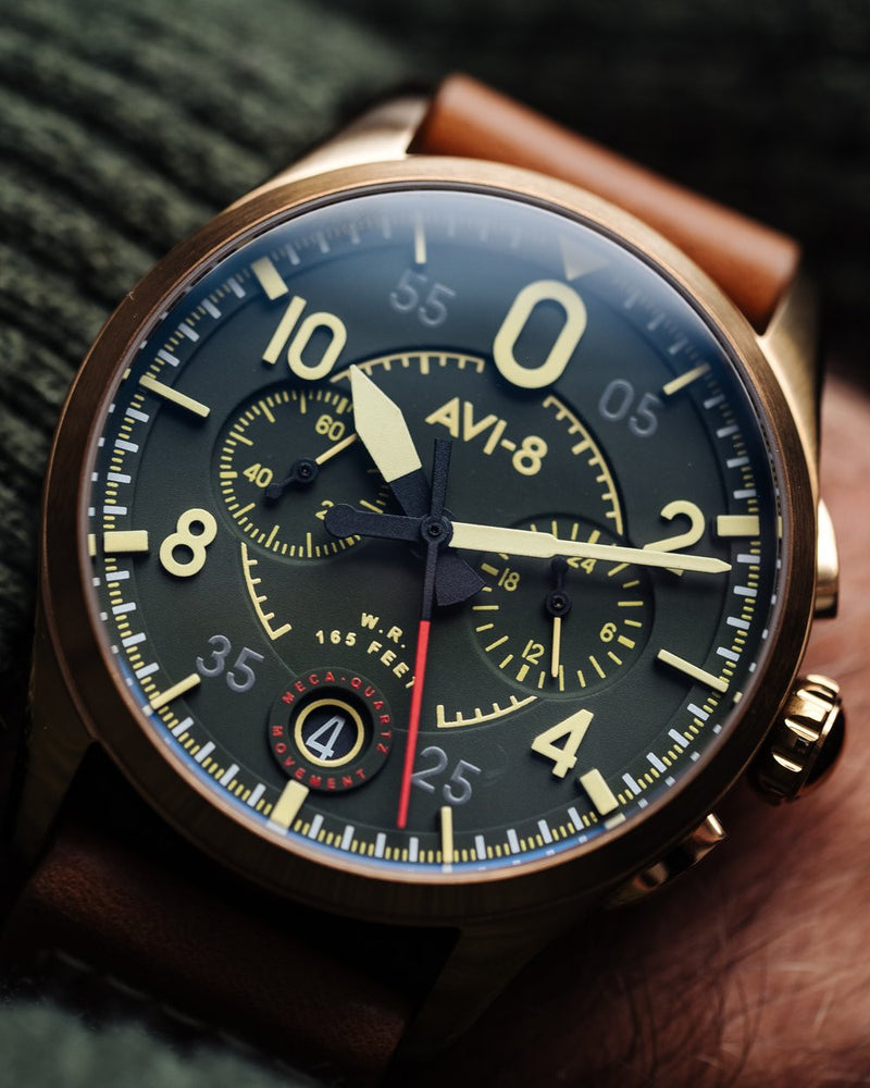 Fusing timeless and modern watchmaking aesthetics, the Lock features a clean, symmetrical and highly legible twin-register dial layout drawn from the details within the iconic Spitfire's cockpit gauges.