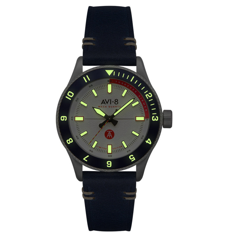 AVI-8 Tuskegee Airmen Meca-Quartz Limited Edition, Torretto #AV-4103-03 lume