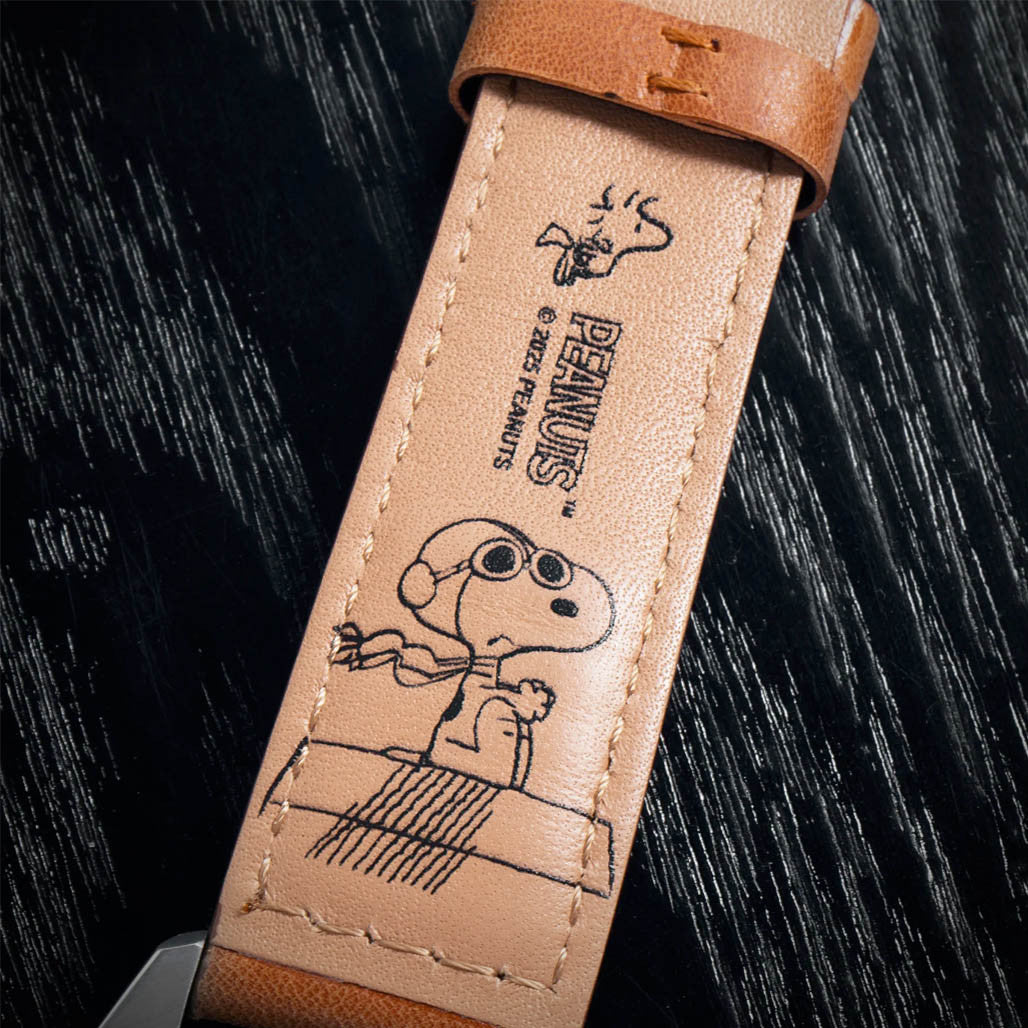 AVI-8 x Peanuts Blakeslee Snoopy Flying Ace LE in Biplane Brown