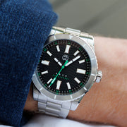 Henry Archer Akva Automatic Dive Watch with Infinity Green Dial #HAC-AKV-IFG-3LI wrist