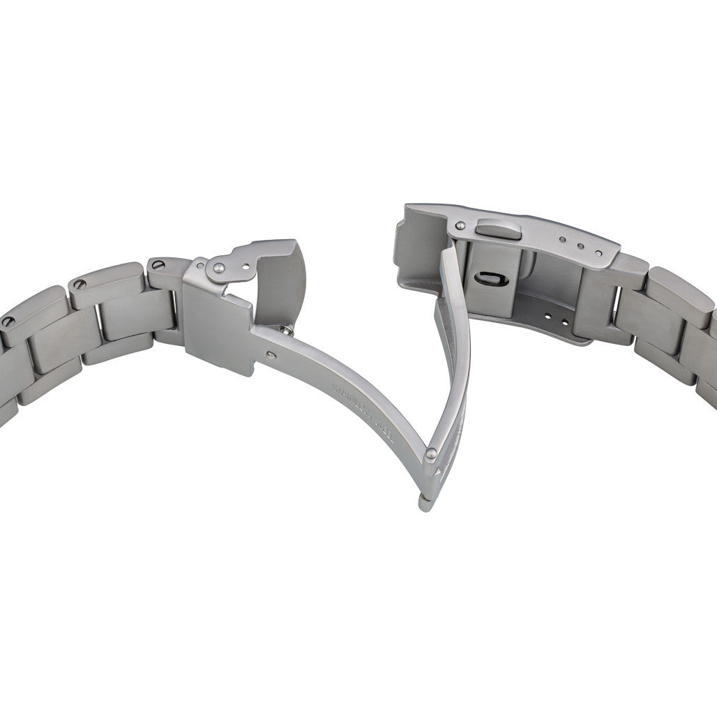 Islander 22mm Blasted Bracelet for 42mm Seiko 5 Field Watches