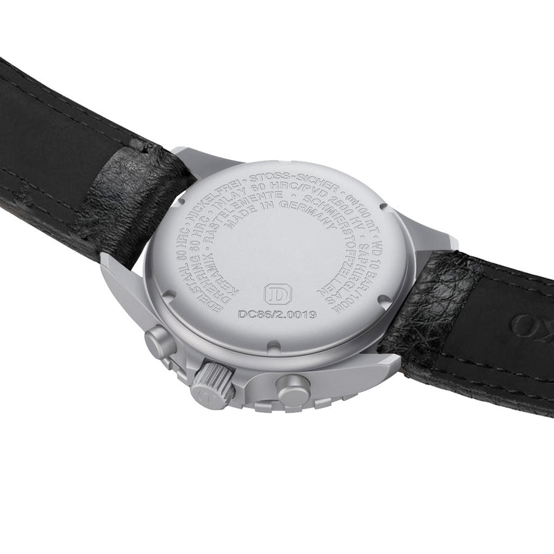 Damasko 42mm Chronograph with a Stopwatch and a 12-hour Totalizer #DC86/2-Or back