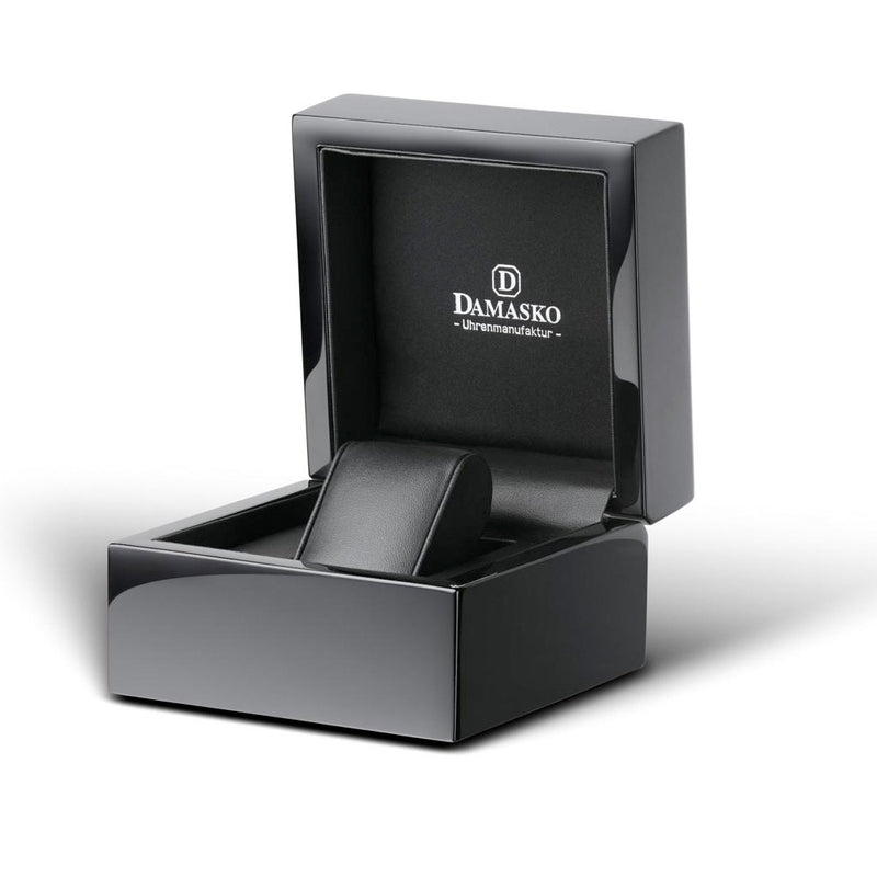 Damasko Black 42mm Chronograph with a Stopwatch plus 12-hour Totalizer #DC86/2BK box