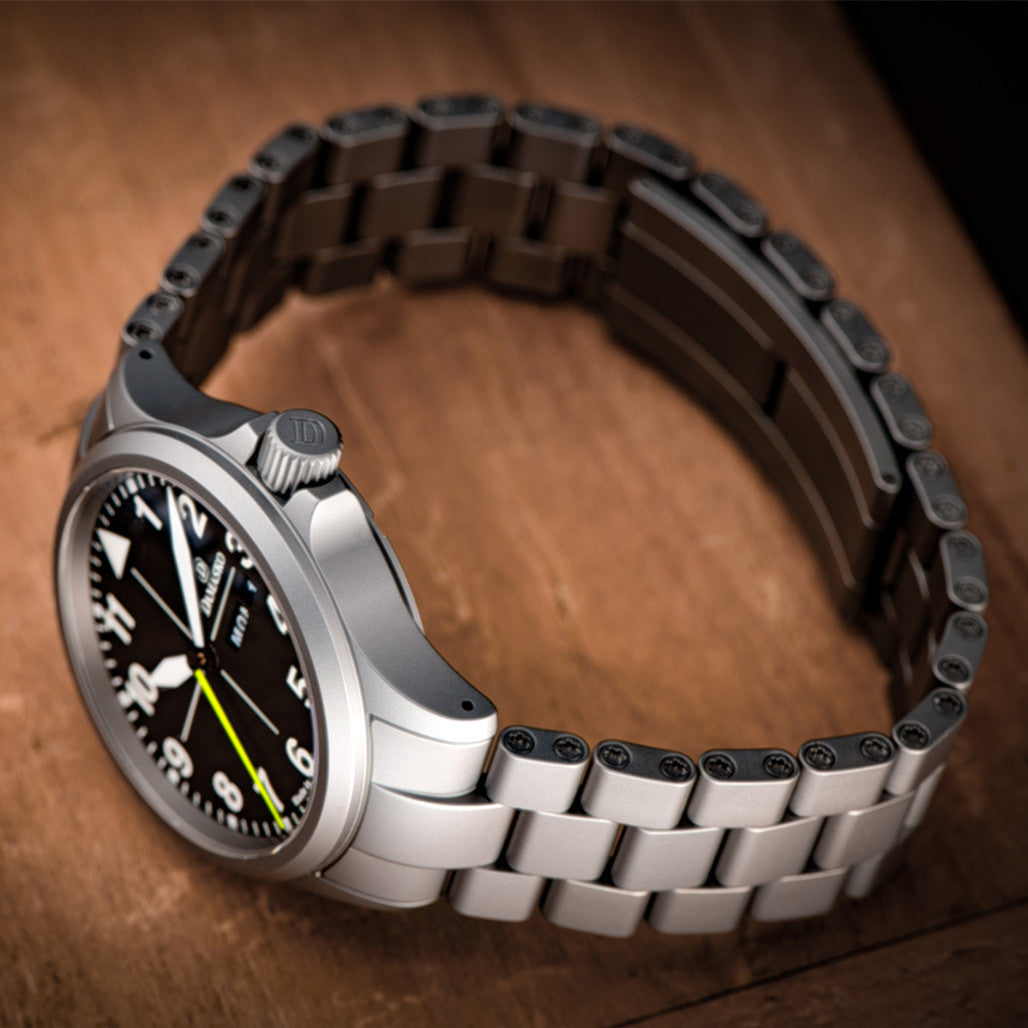 Damasko 40mm Automatic Watch with In-House Movement on Bracelet
