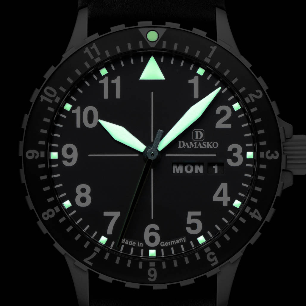 Damasko 40mm Automatic Watch with in-house Movement #DK46 — Long