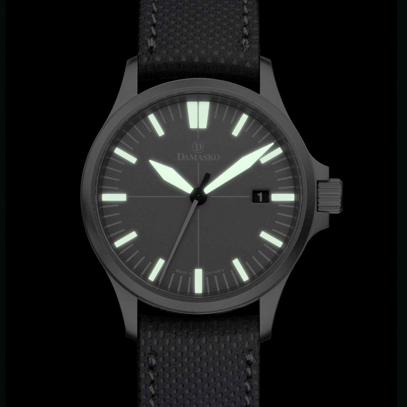 Damasko Swiss DS30 Automatic Watch with a 39mm Bead-Blasted Submarine Steel Case #DS30-Grey lume
