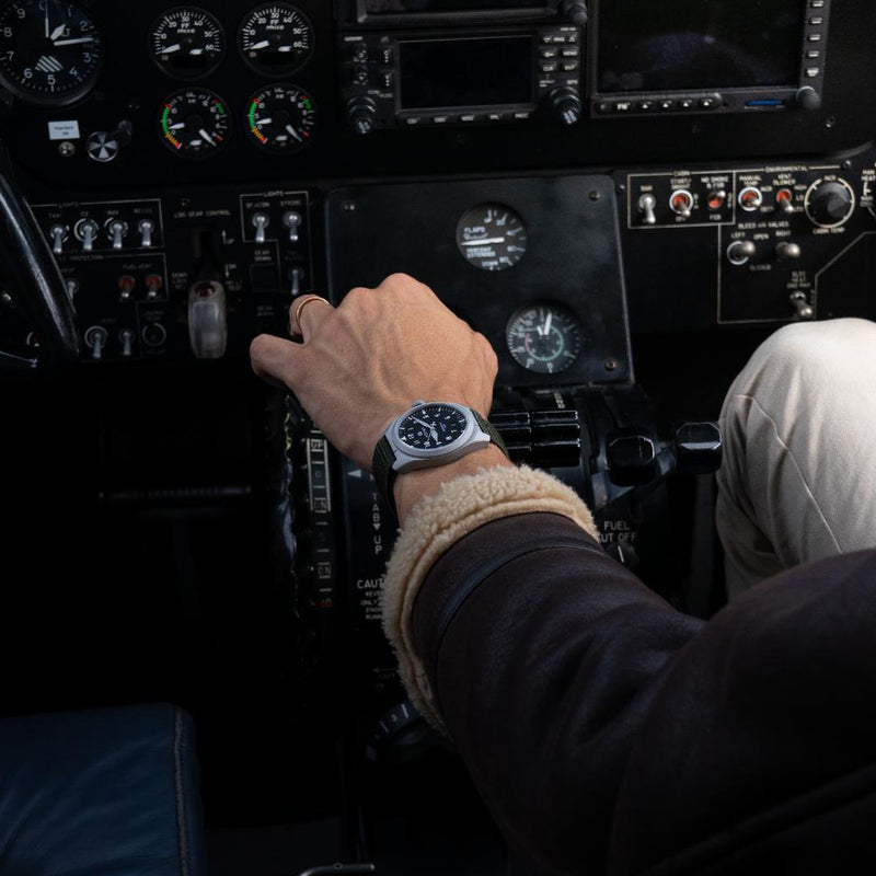 Formex AirField Automatic 40mm Jet Black #0661.1.6526.877