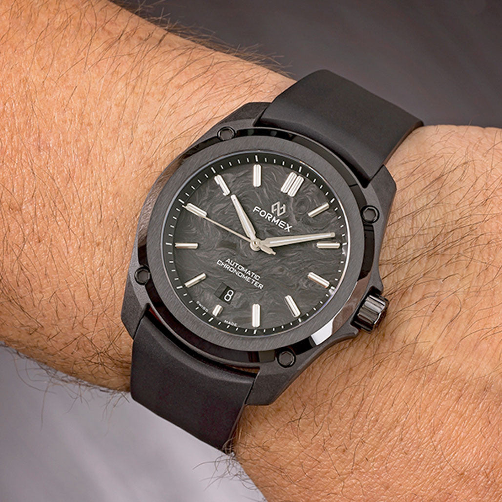 Formex Essence Leggera FortyOne (41mm) COSC Automatic Carbon Case