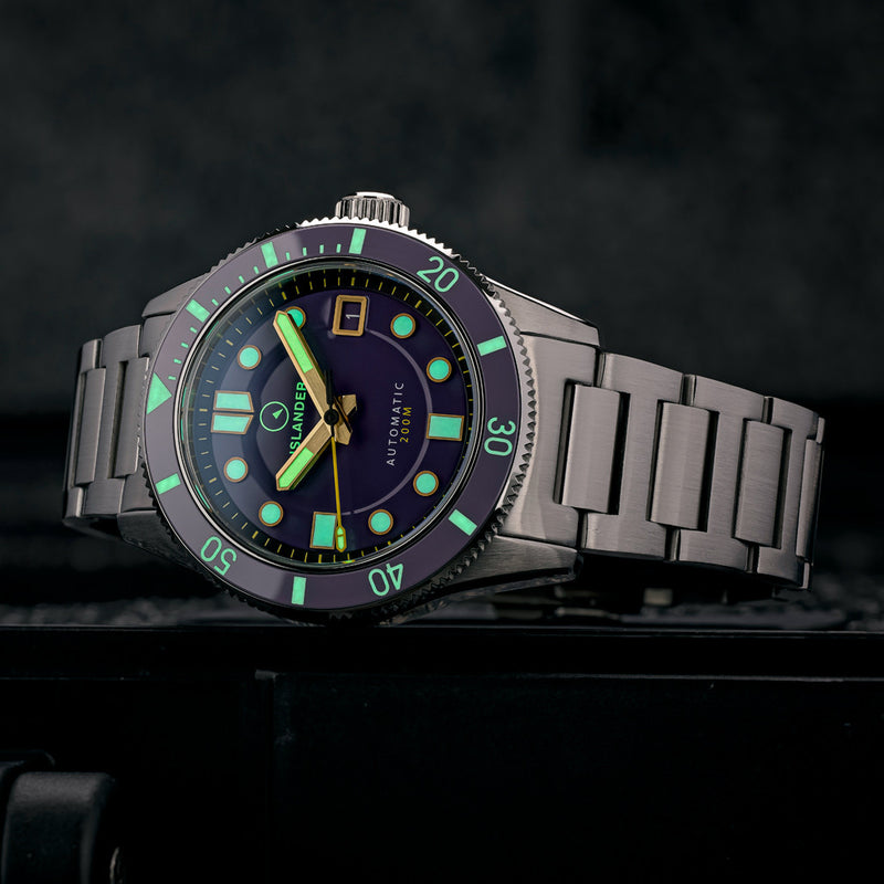 Islander Bayport 40mm Automatic Dive Watch with Purple Gilt Dial #ISL-174 lume