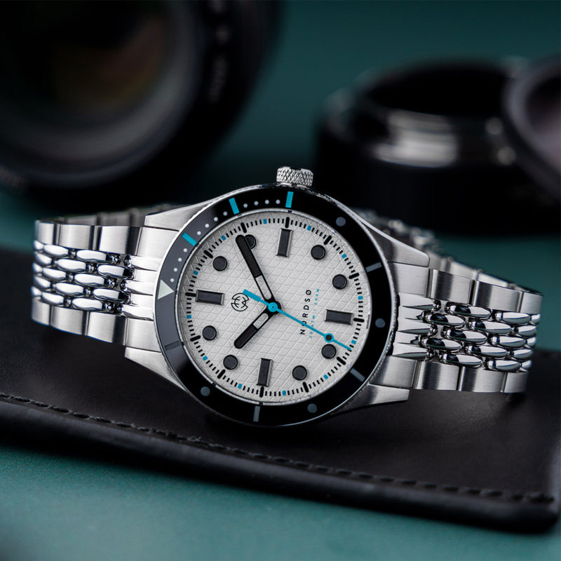 Henry Archer Nordso Automatic Dive Watch with Polar Dial #HAC-NOR-POL-BOR lifestyle