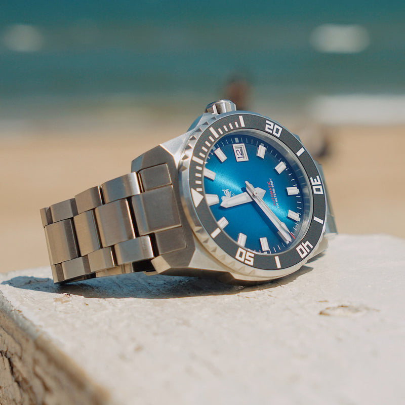 Phoibos Leviathan 40 Automatic Dive Watch with Radiant Blue Dial #PY054B