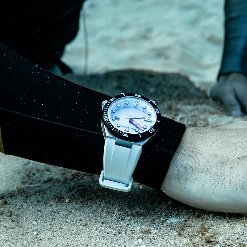 Spinnaker Hi-Beat Boettger Dive Watch with Blizzard White Dial #SP-5083-CC lifestyle
