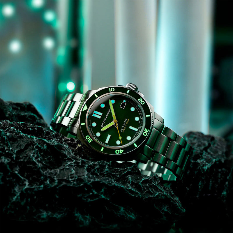 Spinnaker Hull Emerald Pearl Limited Edition Dive Watch #SP-5106-33