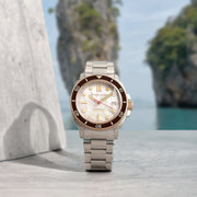 Spinnaker Hull Frost Pearl Limited Edition Dive Watch #SP-5106-55