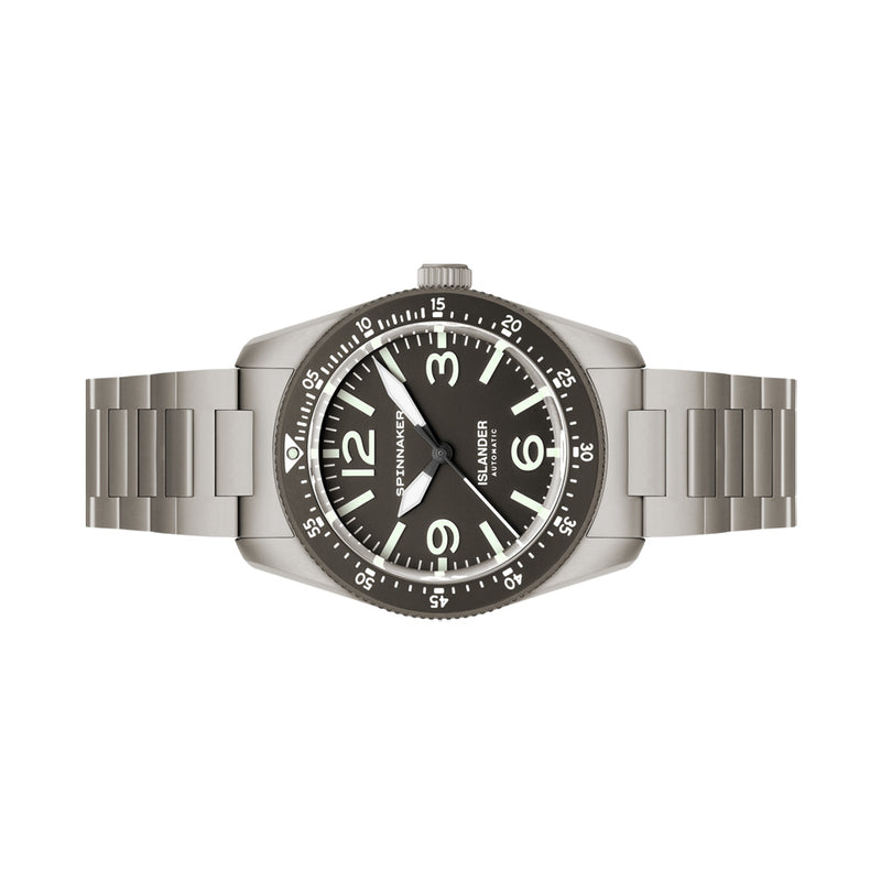 Spinnaker x Islander Croft 39mm Tactical Watch in Ashen Alloy #SP-5192-LIW33