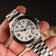 NTH Swiftsure 610-Meter Hi-Beat Automatic Dive Watch with Date #WW-2K1-SWSD lifestyle