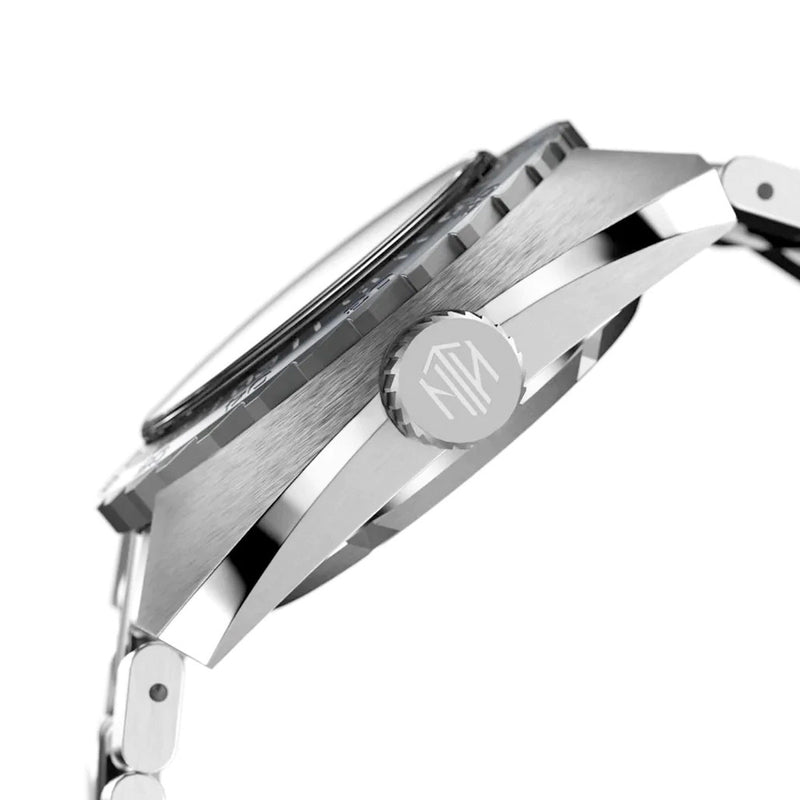 NTH DevilRay 500-Meter Automatic Dive Watch with Black Dial #WW-NTH-DRKN crown