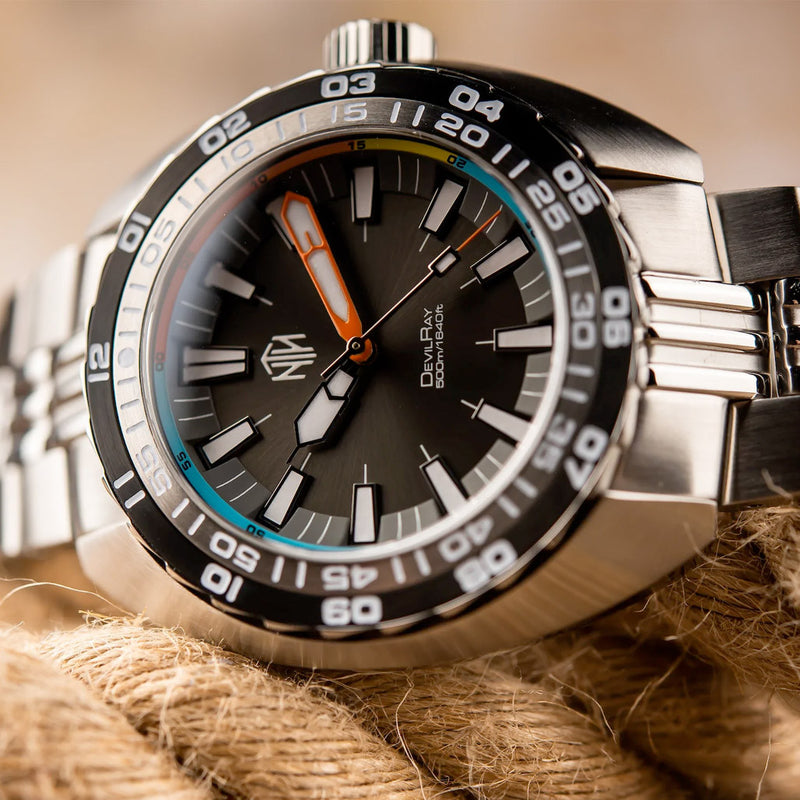 NTH DevilRay 500-Meter Automatic Dive Watch with Black Dial #WW-NTH-DRKN lifestyle