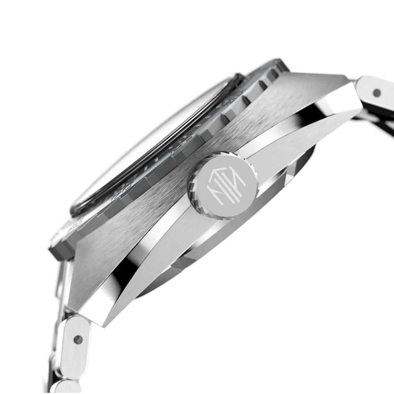 NTH DevilRay 500-Meter Automatic Dive Watch with White Dial and No Date #WW-NTH-DRWD crown