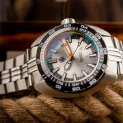 NTH DevilRay 500-Meter Automatic Dive Watch with White Dial #WW-NTH-DRWN lifestyle
