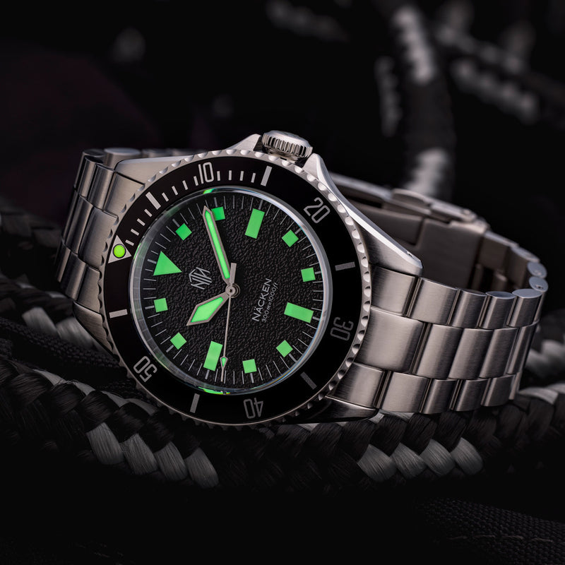 NTH Legends Series Näcken Vintage Black Dive Watch without Date #WW-NTHL-NVKN