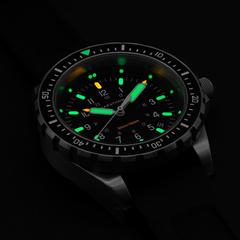Marathon Swiss Made, JSAR Quartz Divers Watch with Sapphire Crystal #WW194018 lume