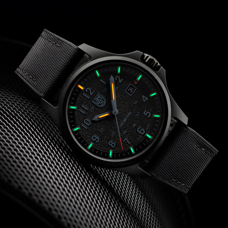 Luminox Atacama Field 1960 Blackout Tritium Field Watch #XL.1961