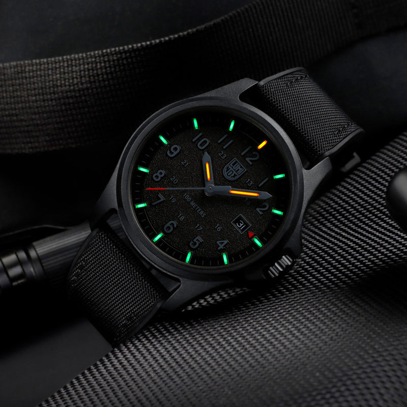 Luminox Atacama Field 1960 Blackout Tritium Field Watch #XL.1961