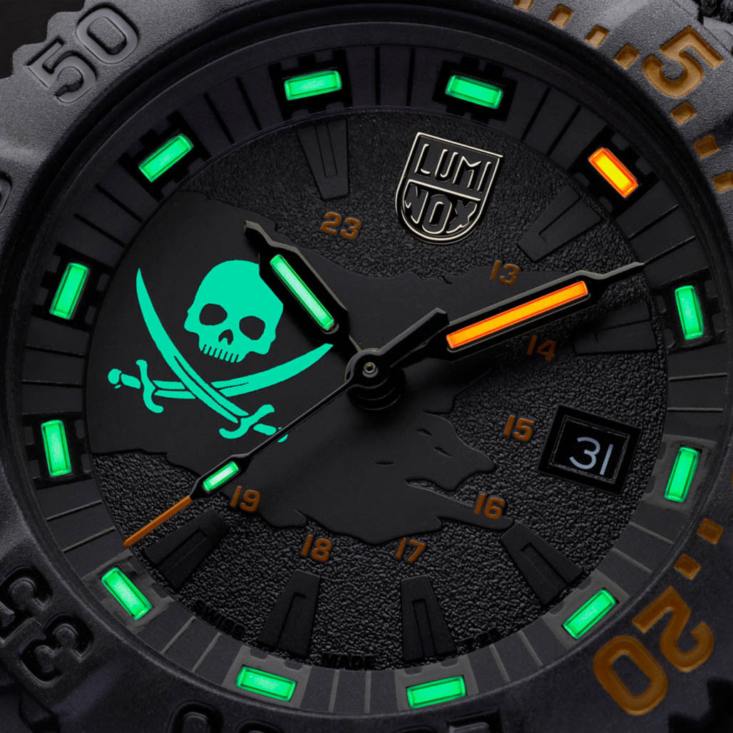 Luminox 44mm Navy SEAL 3050 Dive Watch Limited Edition Pirate
