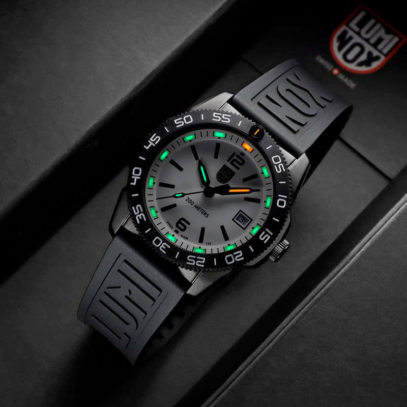 Luminox Pacific Diver Ripple Dive Watch 39mm #XS.3127M