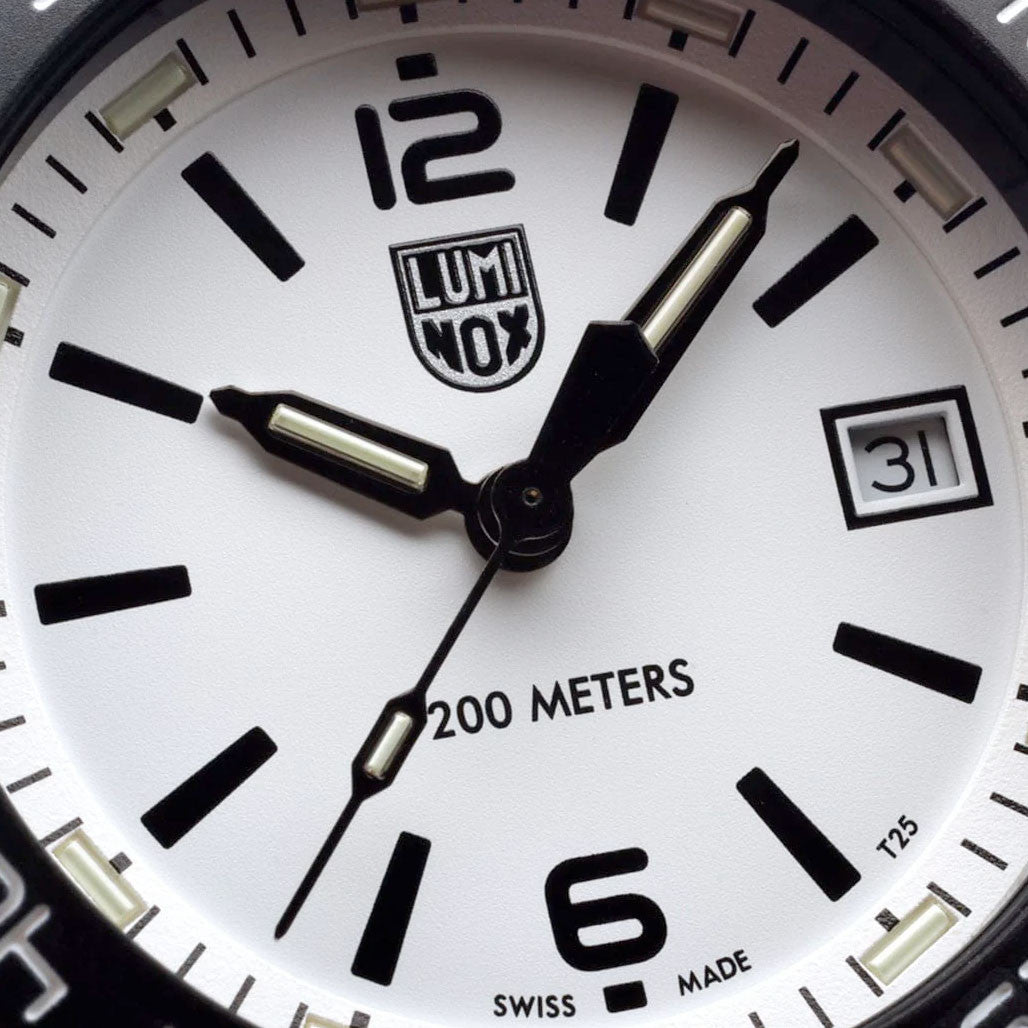 Luminox Pacific Diver Ripple Dive Watch 39mm #XS.3127M — Long