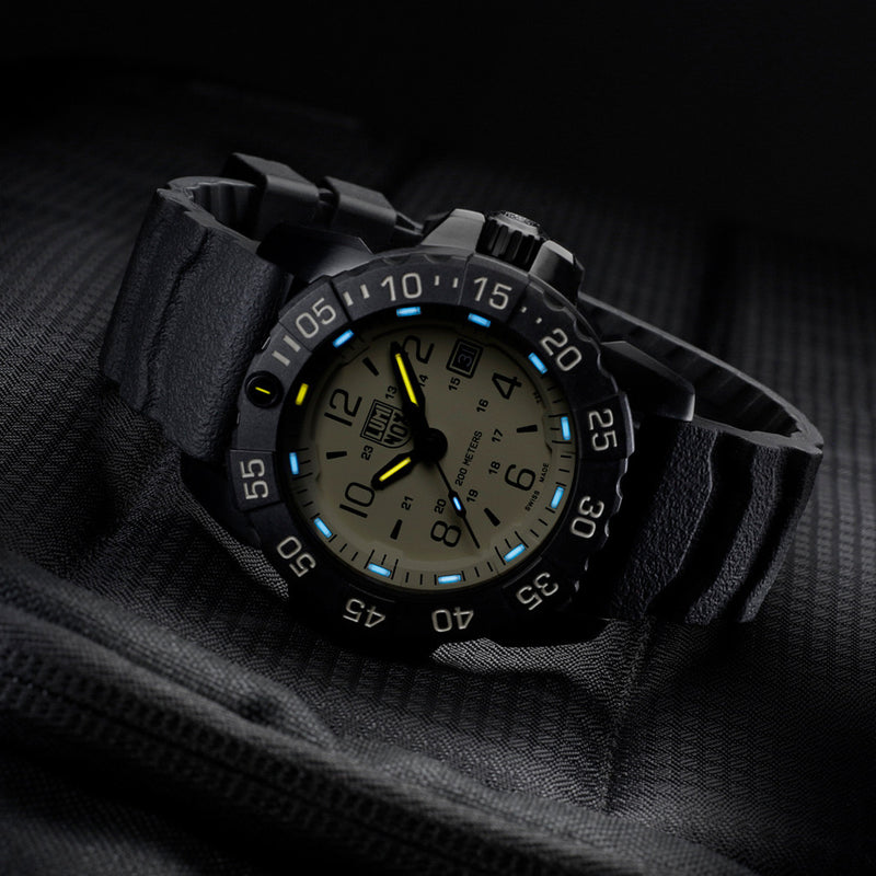 Luminox Navy SEAL Foundation 3250 Watch Tritium Dive Watch #XS.3251.CBNSF.SET