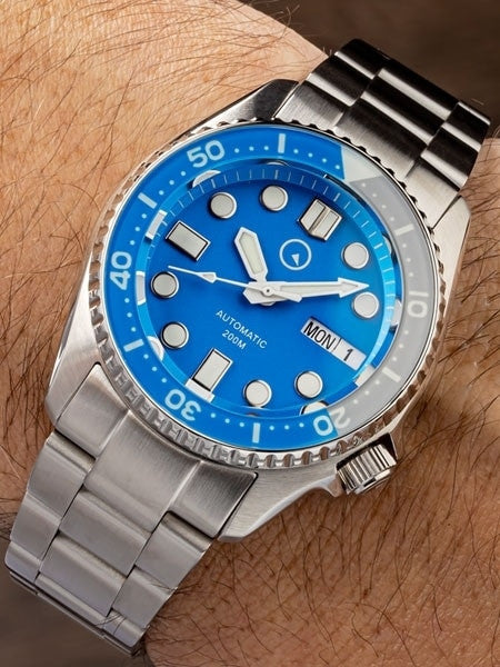 Islander 38mm Automatic Dive Watch with Solid-Link Bracelet, AR Sapphire Crystal, and Luminous Sapphire Bezel Insert #ISL-24