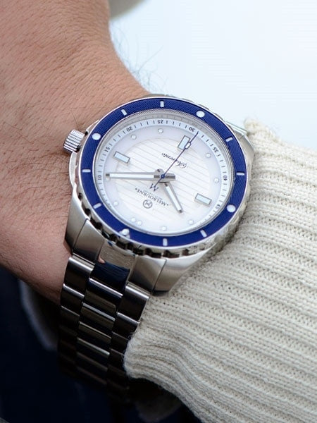 Melbourne Sorrento 200 Meter Automatic Dive Watch with White Dial, Blue Bezel #SO.42.A.3HN.03