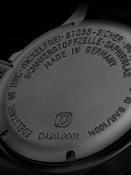 Damasko Swiss ETA Automatic with a 40mm Black PVD Case, Beige Dial #DA20BK