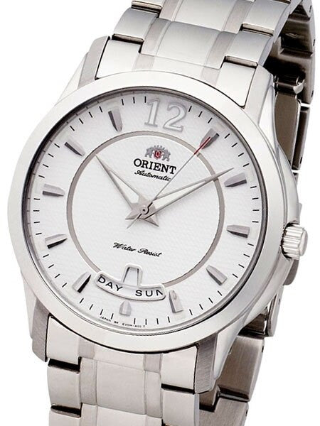 Orient Lexington Day and Date 21-Jewel Automatic Watch on a Bracelet #CEV0M001W