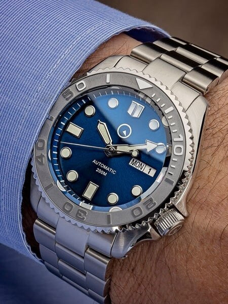 Islander Automatic Dive Watch with Bracelet, Double-Domed AR Sapphire Crystal, and Embossed Ceramic Bezel Insert #ISL-18