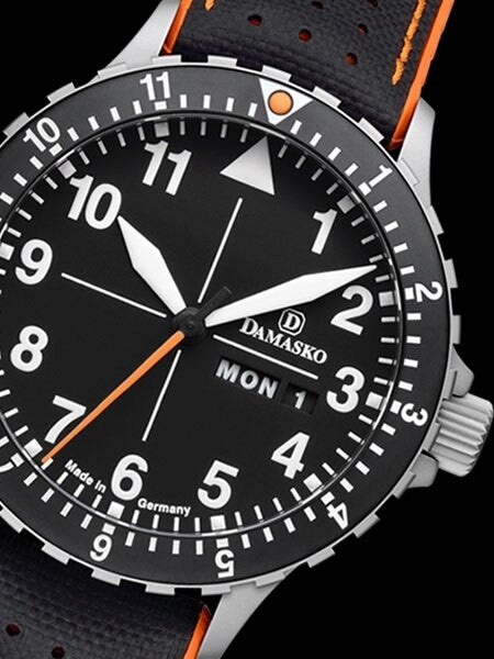Damasko Swiss ETA Automatic with a Rotating 12-Hour Bezel and Stainless Steel Case #DA42