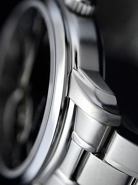 Orient Star Open-Heart Automatic with Sapphire Crystal and Power Reserve #DA02002B