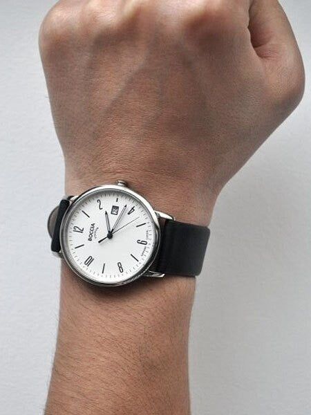 Boccia Mens Quartz Dress Watch with 40mm Titanium Case, Sapphire Crystal and Leather Strap #3557-01