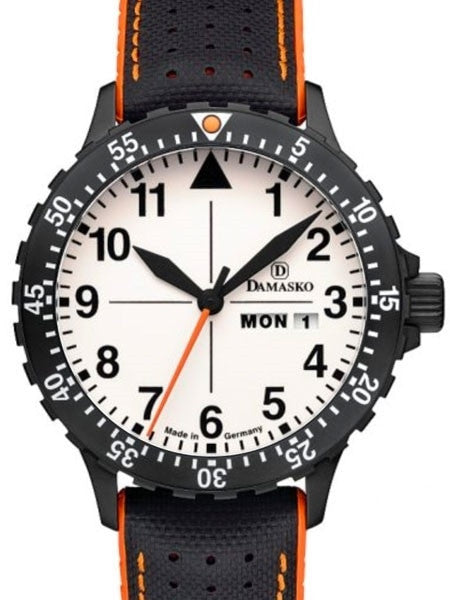 Damasko Swiss ETA Automatic with a Rotating 60-Minute Bezel and Black ion plated SS Case #DA43