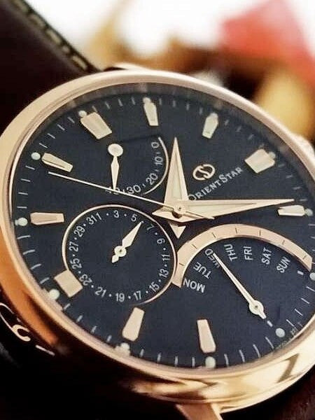Orient Star Retrograde Day Watch with Date, Power Reserve, Sapphire Crystal #DE00003B