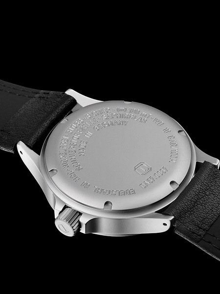 Damasko Swiss ETA Automatic with a 40mm Bead-Blasted Case, Luminous Dial #DA37