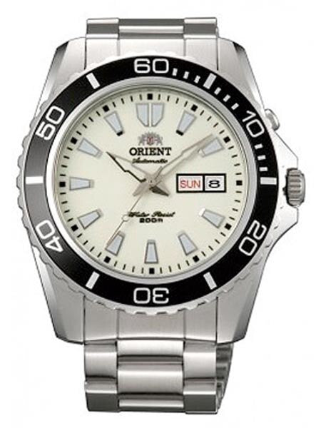 Scratch and Dent - Orient Luminous Dial Mako XL Automatic Dive Watch on a Bracelet #CEM75005R