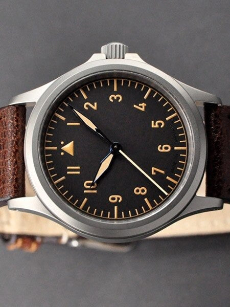 DIEVAS German Made Vintage Flieger Watch with Sapphire Crystal and a 39mm, 6Steel Case